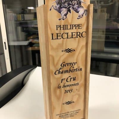 Caisse en bois pour vin personnalisée