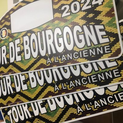 Plaques automobile rallye personnalise en bourgogne tour de bourgogne 17ieme a dijon