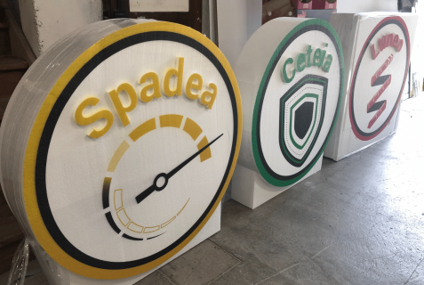 Logos en polystyrène