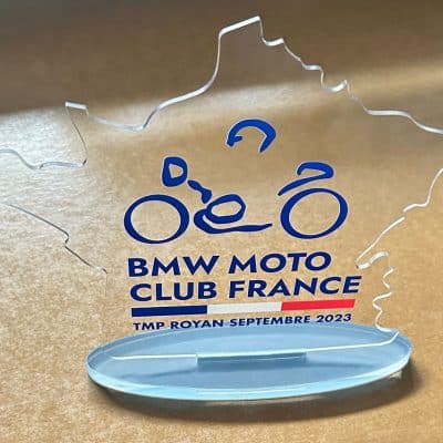 trophée plexiglass moto personnalisé