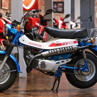 kit adhésif suzuki rv50