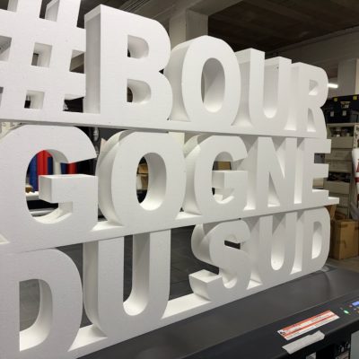 logo polystyrene XXL pour scène