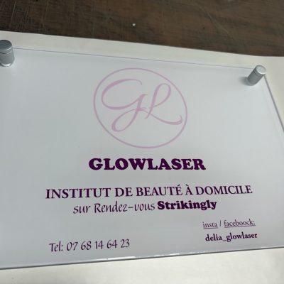plaque professionnelle plexiglass institut de beauté